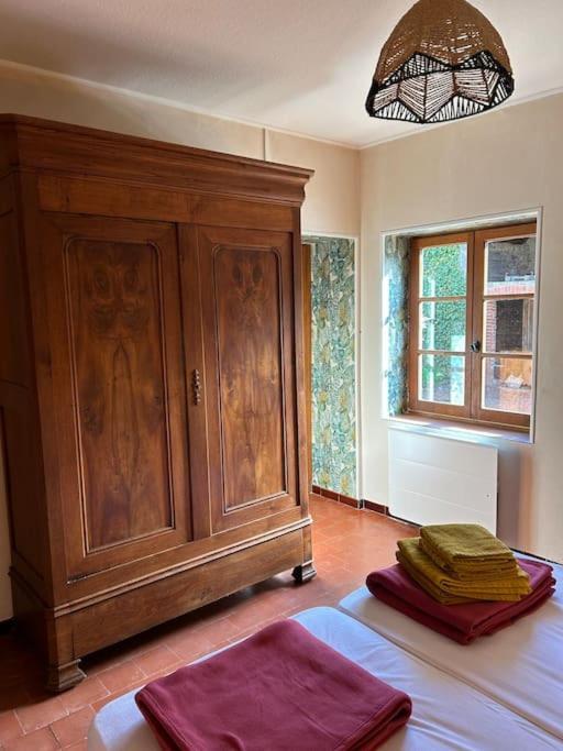 La Maison De Barbara La Guiche Extérieur photo